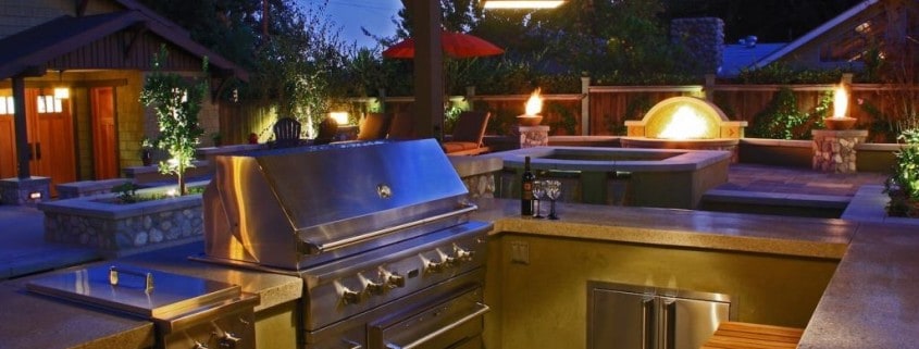 Outdoor Kitchens and Barbeques