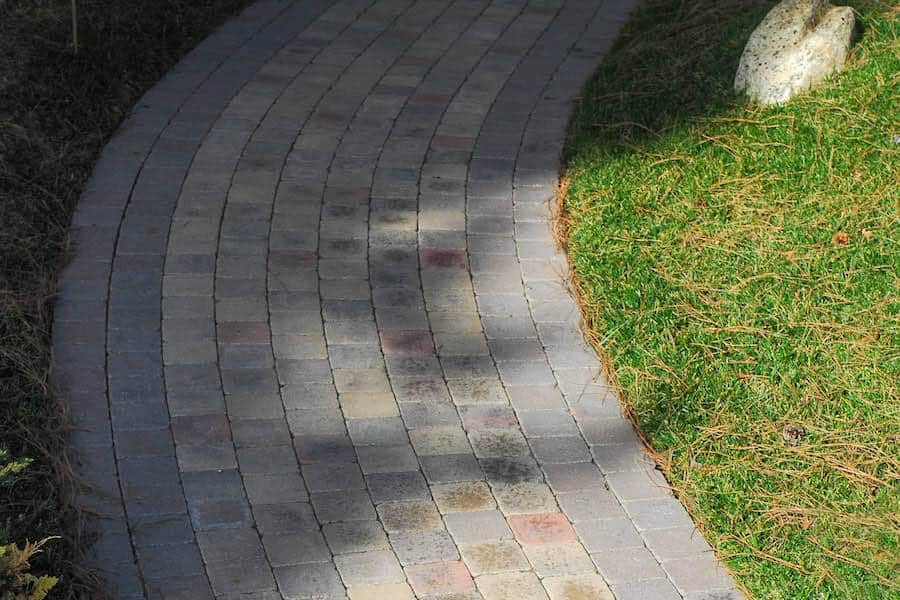 zen curved pathway design