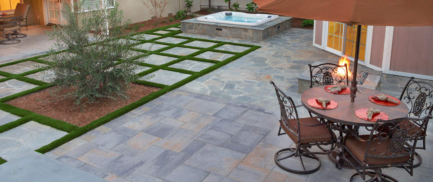 Patios outdoor design with fire pit