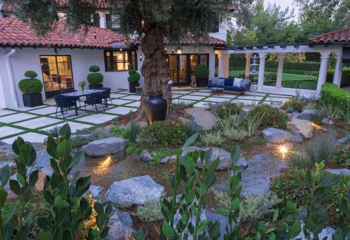 Pasadena Showcase Courtyard