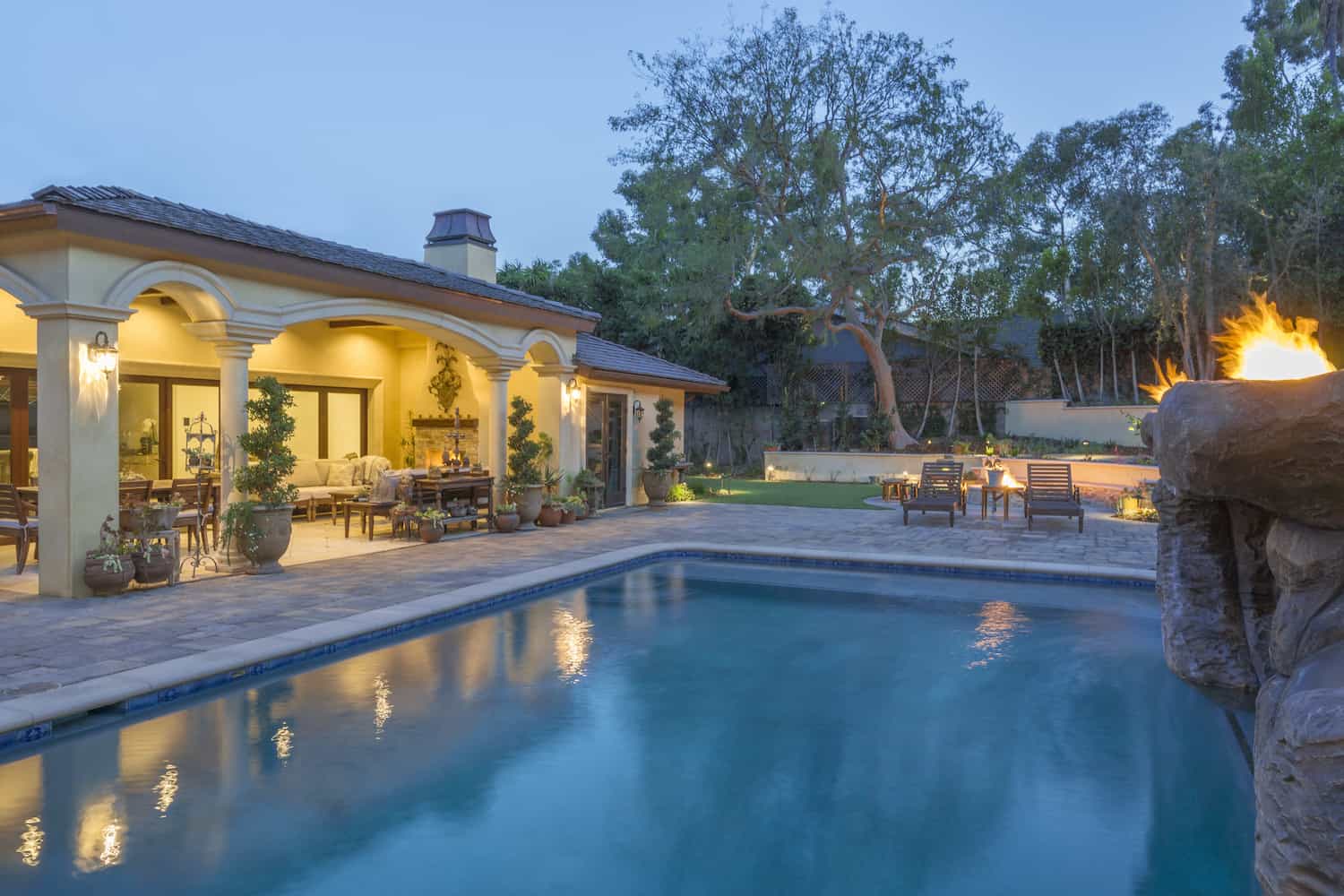 mediterranean style with pool and lighting design