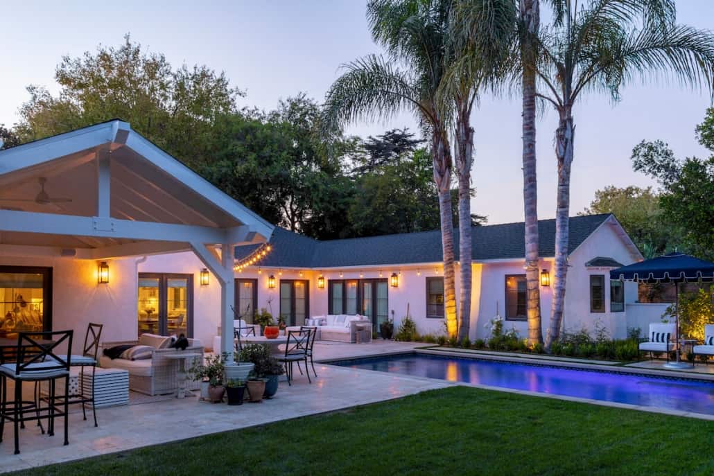 patio and outdoor Kelly lighting