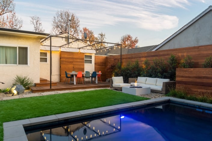 Modern Carpentry pool design